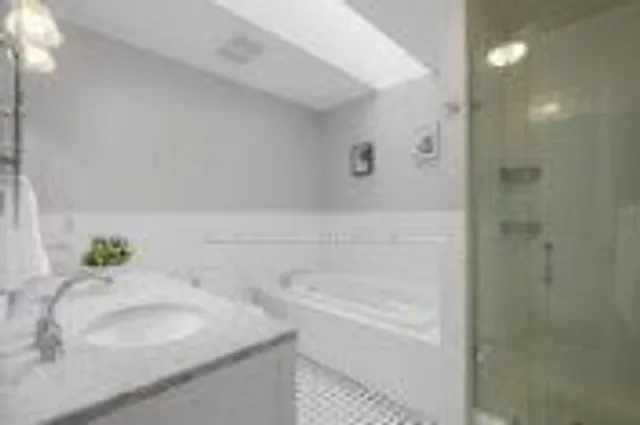 Additional image 24 of 247 Johnston Ave