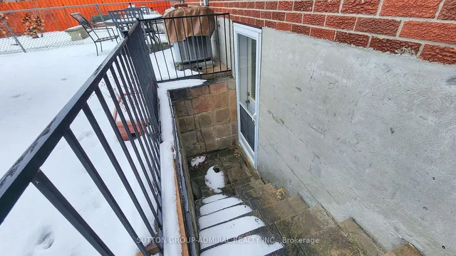 Additional image 38 of 23 St. Paschal Crt