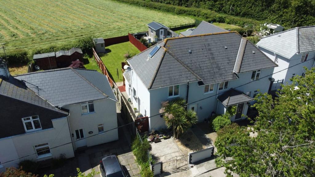 Primary image of Fferm Goch, Llangan