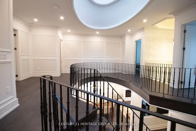 Additional image 19 of 32 Devondale Ave