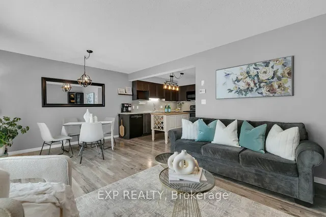 332 Fallowfield Dr