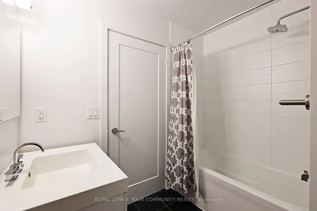 Additional image 17 of 318 Richmond St Unit 1212