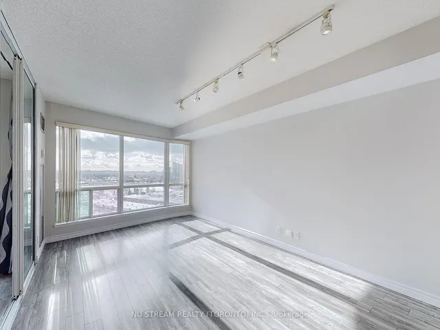 Additional image 3 of 18 Lee Centre Dr Unit 2007