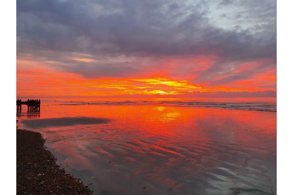 Additional image 29 of Brighton Road, Lancing, BN15