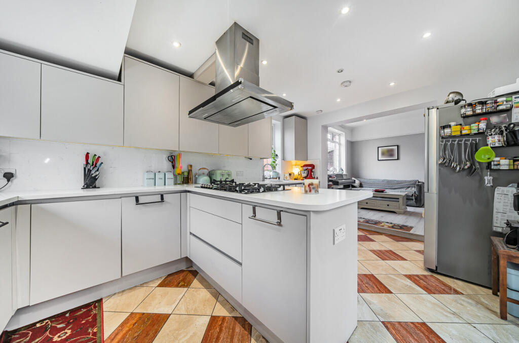 Additional image 6 of Lake Avenue, Bromley, Kent, BR1