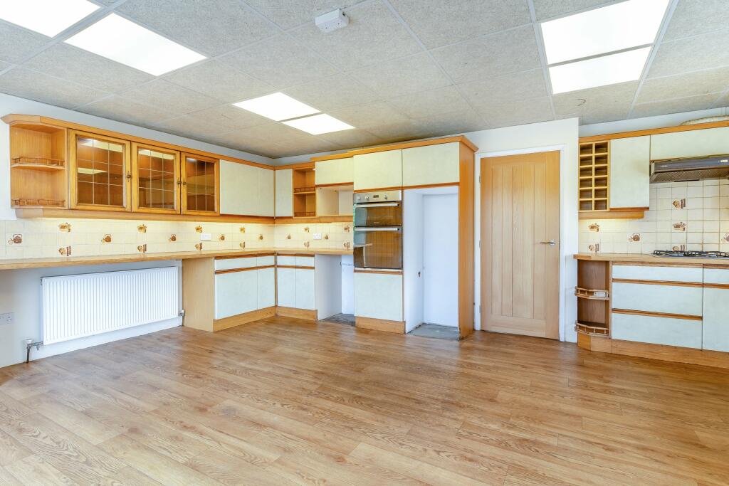 Additional image 10 of Pentwyn Deintyr, Treharris