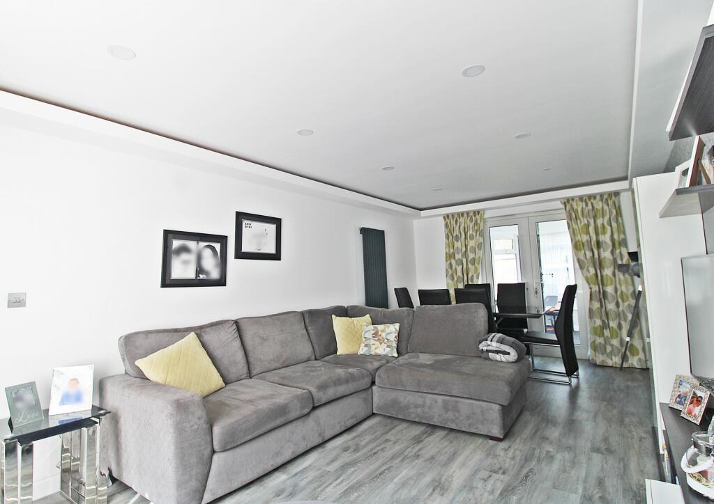 Additional image 9 of Powell Drive, Llanharan, Pontyclun, Rhondda Cynon Taff. CF72 9UU