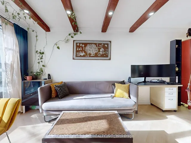 Additional image 10 of 364 The East Mall Unit 105