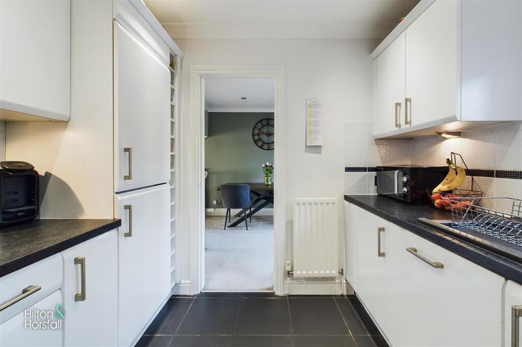 Additional image 12 of Barn Field Close, Colne