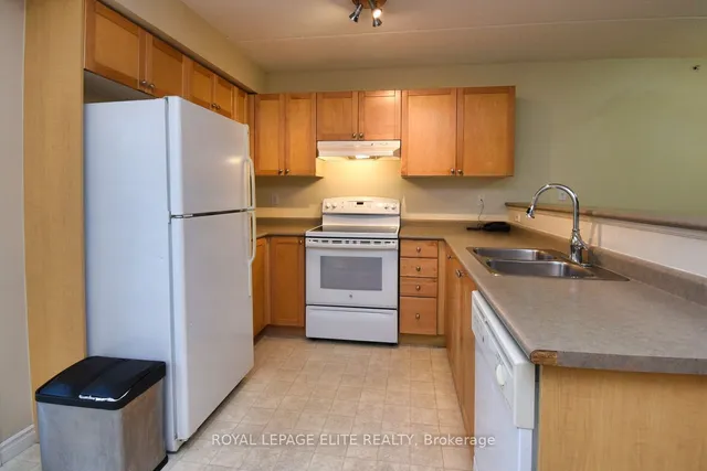 Additional image 14 of 2065 APPLEBY Line Unit 301