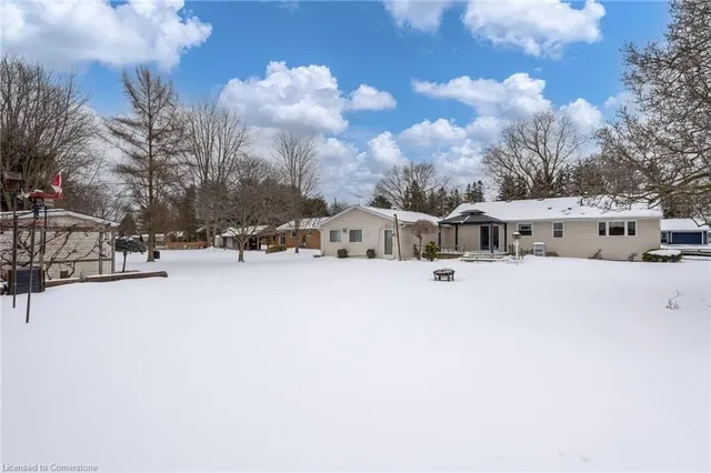 Additional image 30 of 23 Taylor Cres