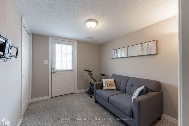 Additional image 4 of 1336 UPPER SHERMAN Ave Unit 7