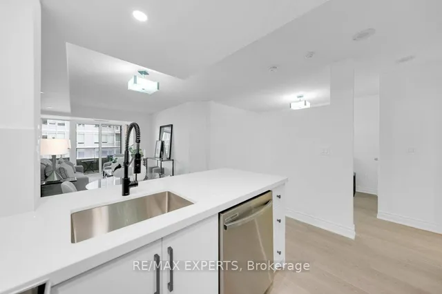 Additional image 13 of 65 E Liberty St Unit 818