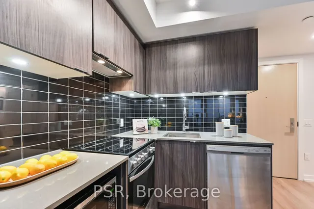 Additional image 11 of 395 Bloor St Unit 4409