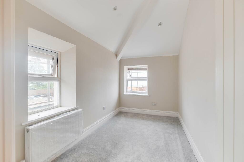 Additional image 9 of Mount Avenue, Heswall, Wirral