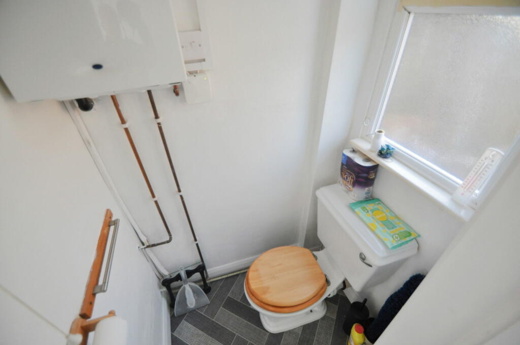 Additional image 18 of Harvey Avenue, Greasby