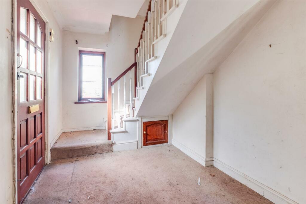 Additional image 3 of Neston Road, Willaston, Neston