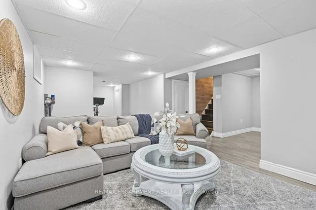 Additional image 26 of 377 East 16th St