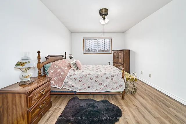 Additional image 18 of 10 Romanway Cres