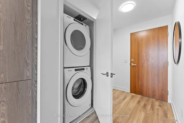 Additional image 23 of 30 Baseball Pl Unit 821