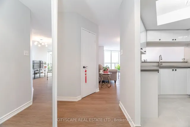 Additional image 8 of 2550 Lawrence Ave Unit 1411