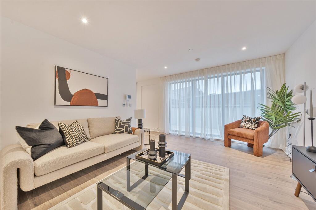 Additional image 3 of Burnhill Road, Beckenham