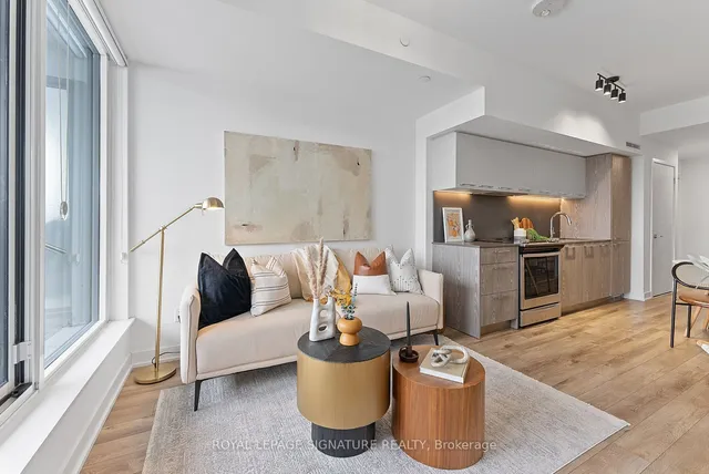 Additional image 3 of 30 Baseball Pl Unit 821