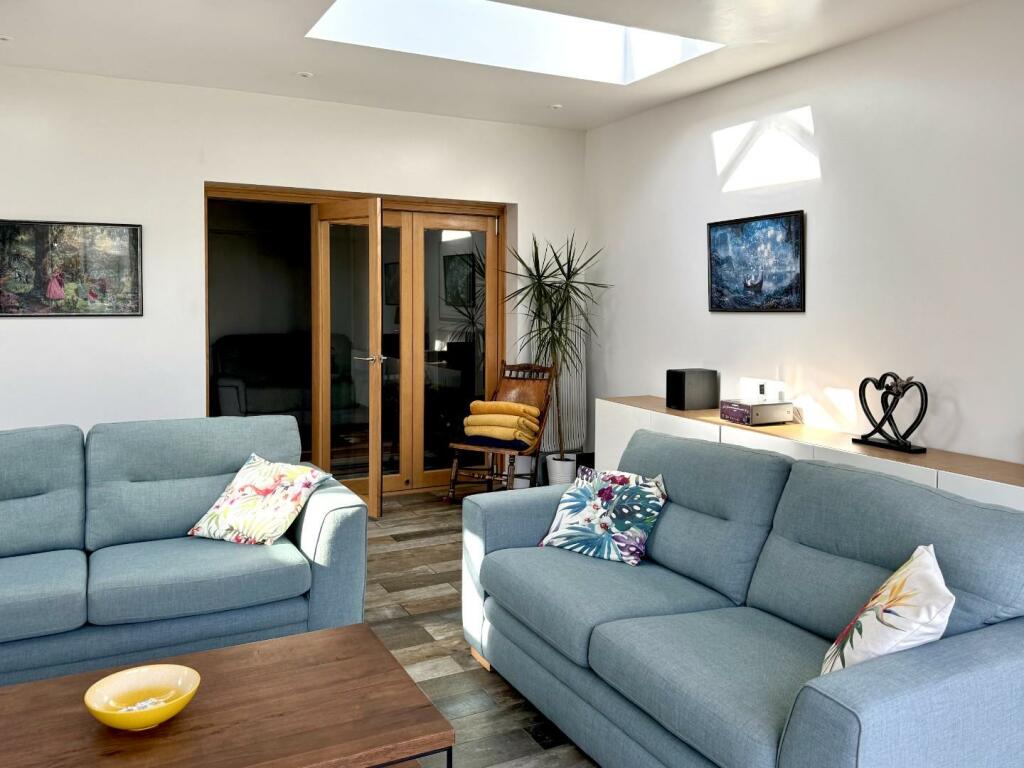 Additional image 11 of Lavernock Road, Penarth