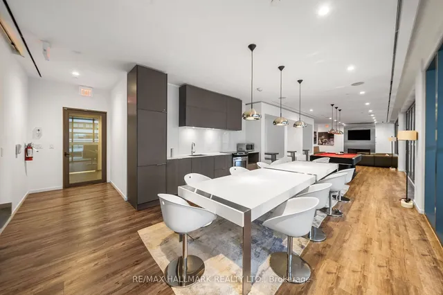 Additional image 29 of 159 Dundas St Unit 4004