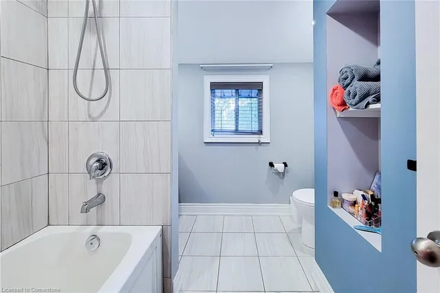 Additional image 41 of 49 Aberdeen Ave