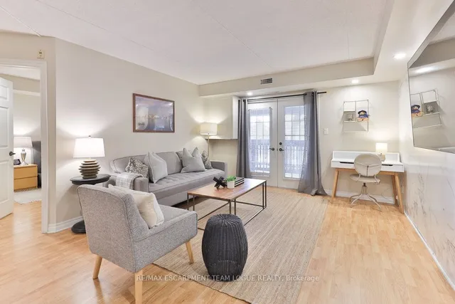 Additional image 6 of 2010 Cleaver Ave Unit 120