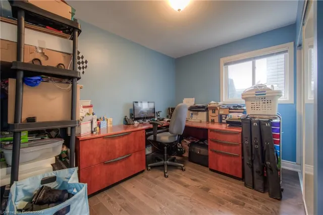 Additional image 22 of 55 Wellington St