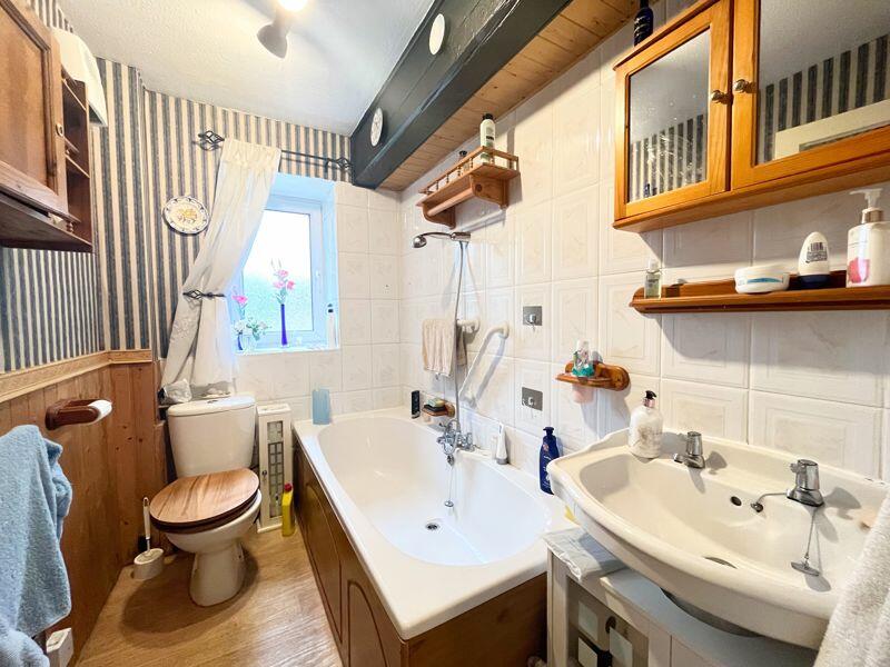 Additional image 8 of 7 The Malthouse, Broughton, The Vale of Glamorgan CF71 7QR