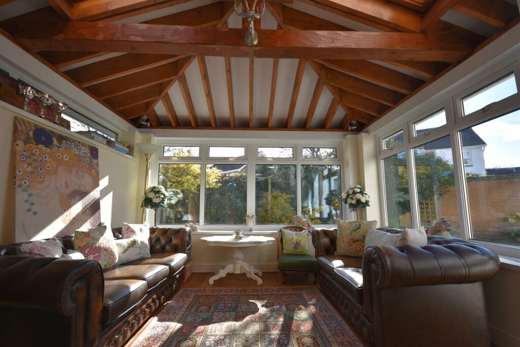 Additional image 4 of Starlight View, 156 Westward Rise, Barry, Vale of Glamorgan, CF62 6NQ