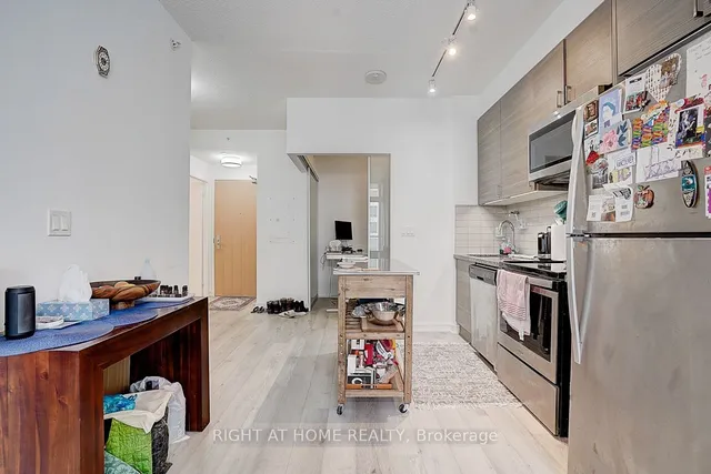 Additional image 18 of 621 Sheppard Ave Unit 521