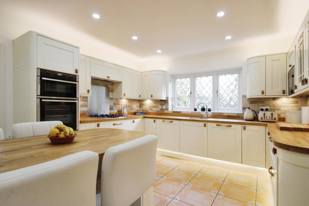 Additional image 5 of Pen Yr Eglwys, Llantwit Fardre, Pontypridd