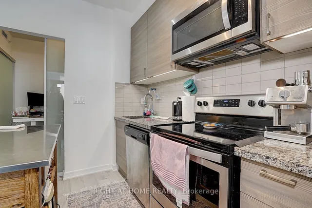 Additional image 20 of 621 Sheppard Ave Unit 521