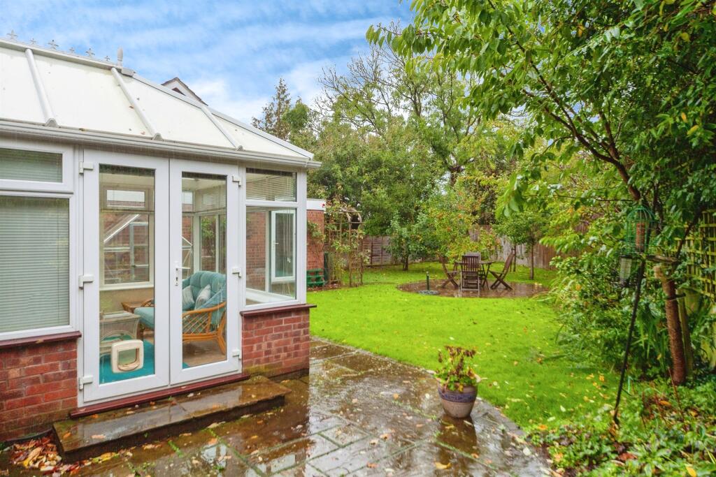 Additional image 18 of Bridgend, Mickle Trafford, Chester