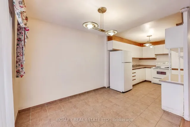 Additional image 7 of 800 Kennedy Rd Unit 304