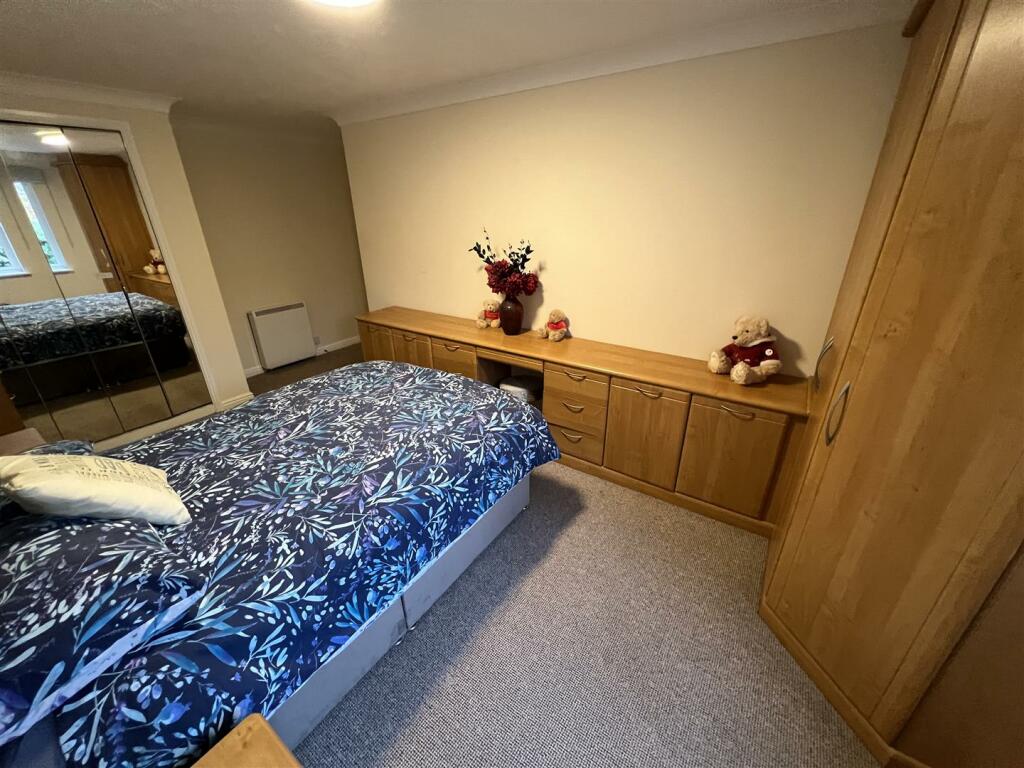 Additional image 13 of Telegraph Road, Heswall, Wirral