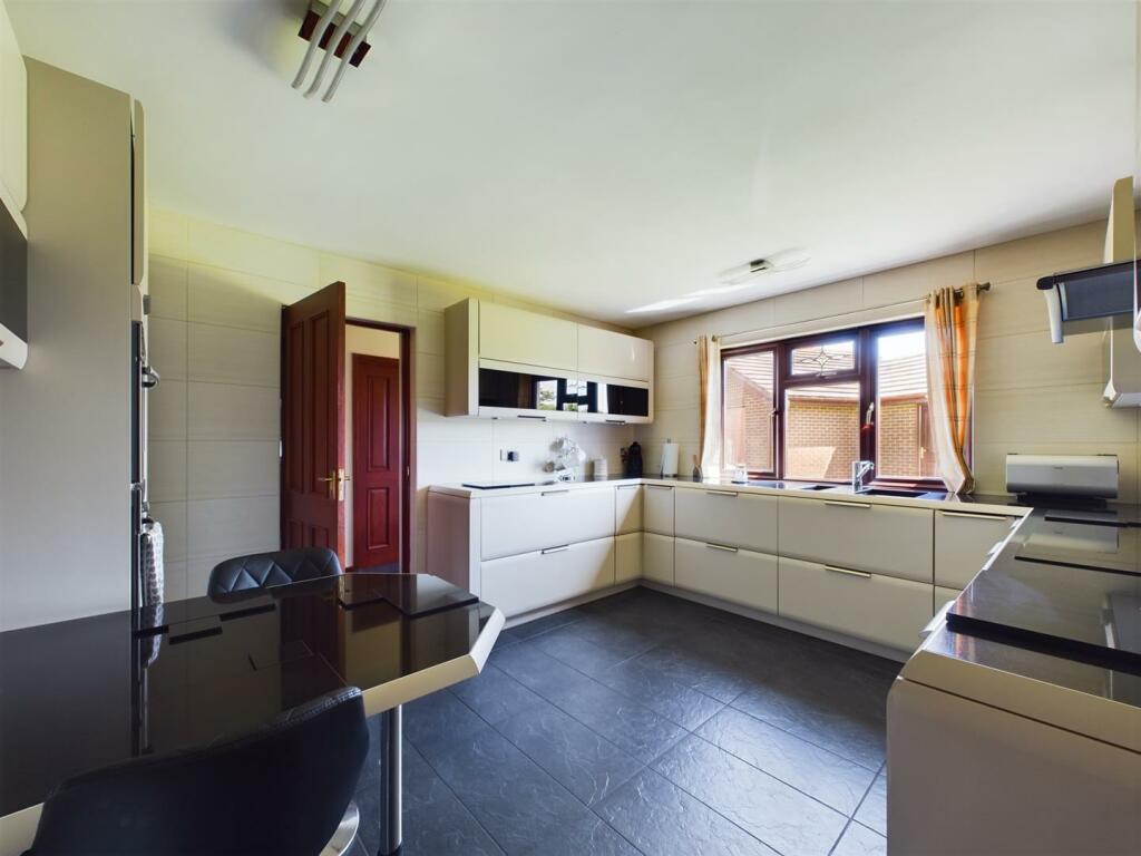 Additional image 5 of Heol Broom, Maudlam, Bridgend