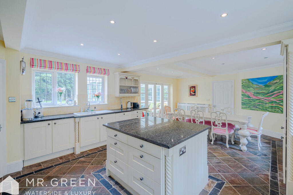 Additional image 10 of The Avenue, Poole, BH13