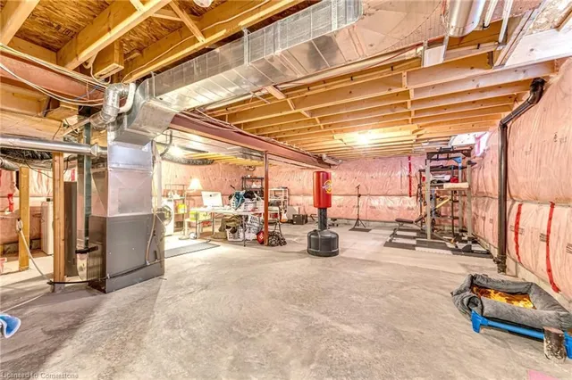 Additional image 35 of 86 Keystone Crescent Cres