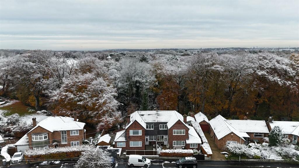 Additional image 46 of Low Wood Grove, Barnston, Wirral