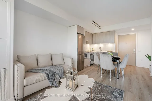 Additional image 17 of 395 Bloor St Unit 2110