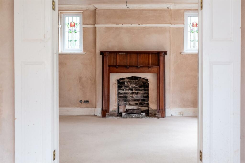 Additional image 10 of Earle Drive, Parkgate