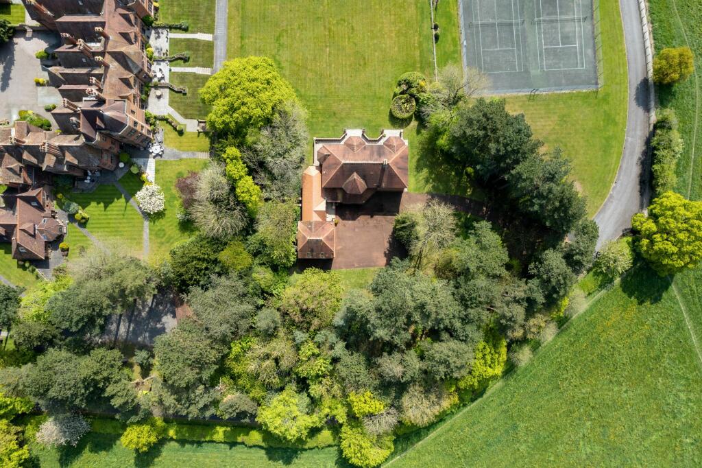 Additional image 39 of Seahill Road, Saughall, CH1