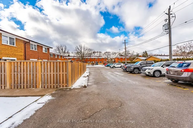 Additional image 4 of 2027 BLUEFIELDS Dr Unit 5