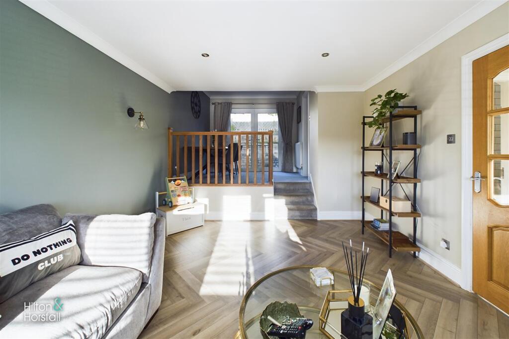 Additional image 4 of Barn Field Close, Colne