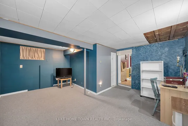 Additional image 29 of 102 Brenda Cres